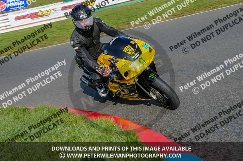 PJM Wedding Photography;enduro digital images;event digital images;eventdigitalimages;mallory park;mallory park photographs;mallory park trackday;mallory park trackday photographs;no limits trackdays;peter wileman photography;racing digital images;trackday digital images;trackday photos